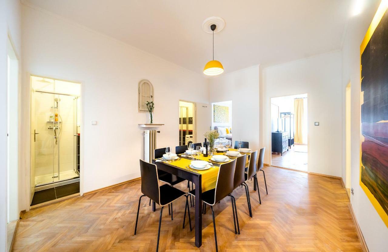 Michal&Michael'S Central Apartments Praag Buitenkant foto